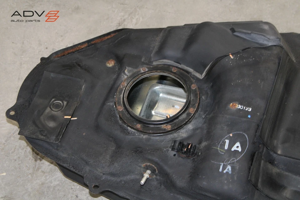 2013 - 2018 TOYOTA RAV4 2.5L RESERVATÓRIO TANQUE DE COMBUSTÍVEL FABRICANTE DE EQUIPAMENTO ORIGINAL - Imagem 4 de 4