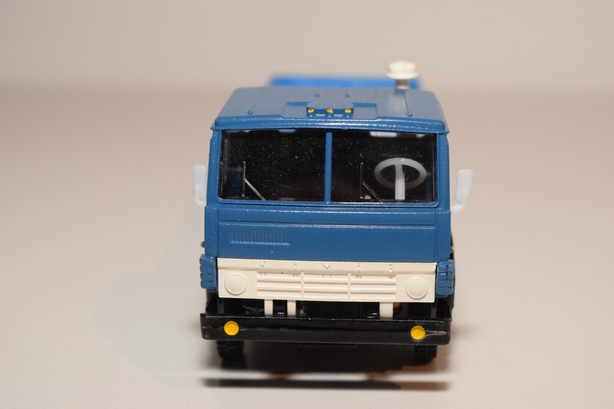 Modèle Réduit Kamaz 53212 Citerne Novoexport - échelle 1/50, Zamak, Fabrication Russe, Neuf Sans Boîte