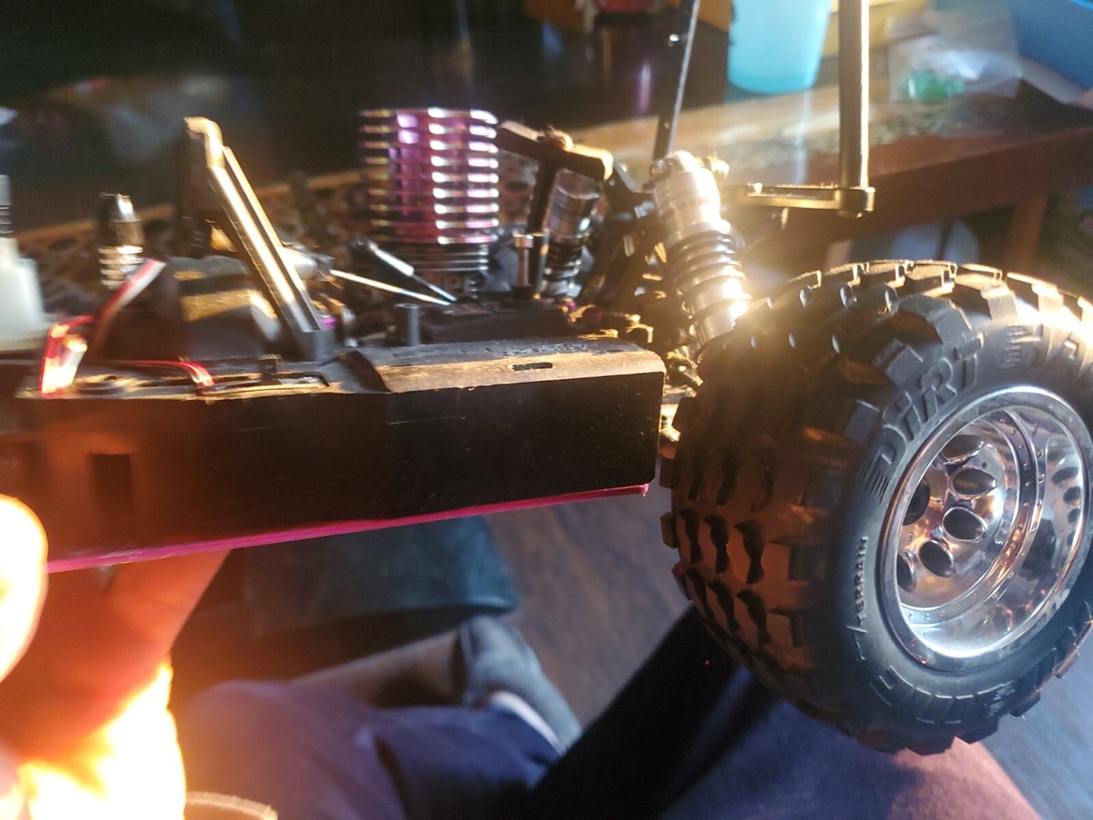 hpi エンジン　ラジコン　スーパー NITRO RS4 ラリー　rally HPI Super Nitro RS4 RALLY Converted to a Truggy | eBay