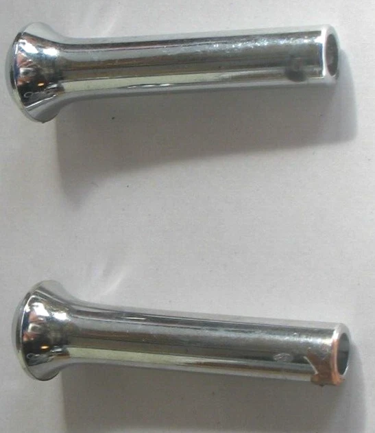 Nuevo par de perillas de cerradura de puerta cromadas de plástico años 60 70 2" de largo Foto 4 de 4