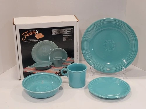 Fiesta Turquoise 4-Piece Place Setting Fiestaware Set in Box USA 831 107