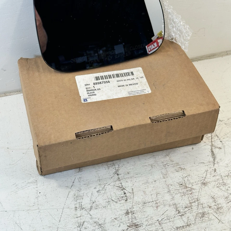 Espejo retrovisor lateral derecho genuino GM 2004-2005 Pontiac Grand Prix vidrio 88987556 Foto 3 de 4