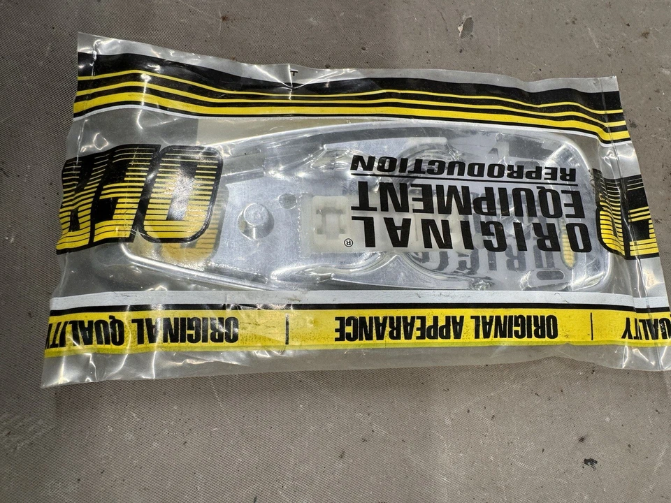 Chevy Chevelle GTO 1962-1970 Cutlass Camaro Luz Lente Carcasa Base Nova OE Foto 3 de 4