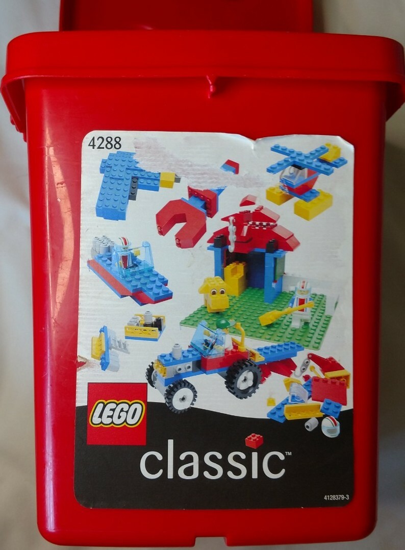 classic lego tub