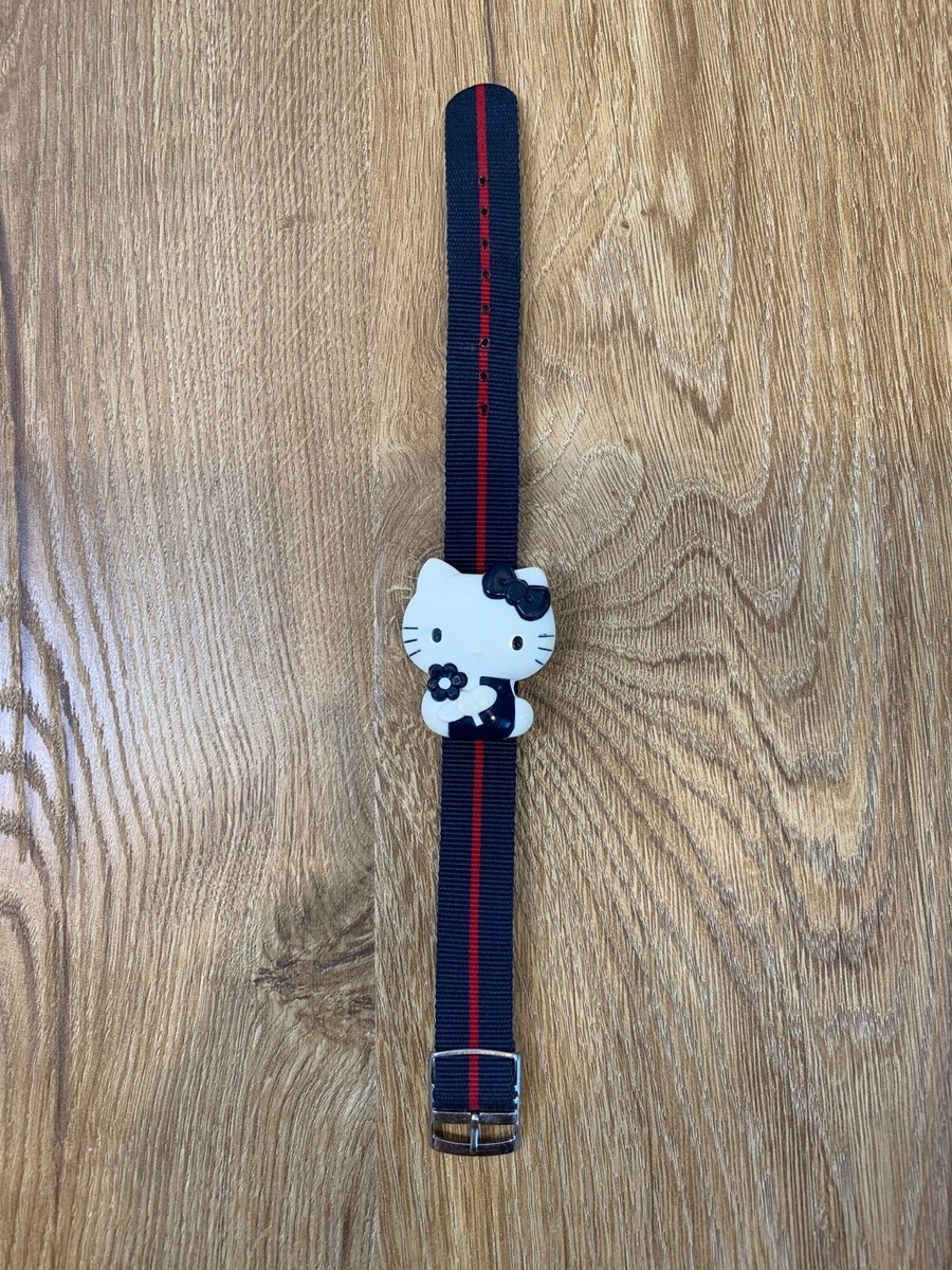 ♥ハローキティ♥アナログウォッチ ♥(=^・^=)♥©1976,2002♥ Sanrio Hello Kitty Wrist Digital Watch Collectible Vintage