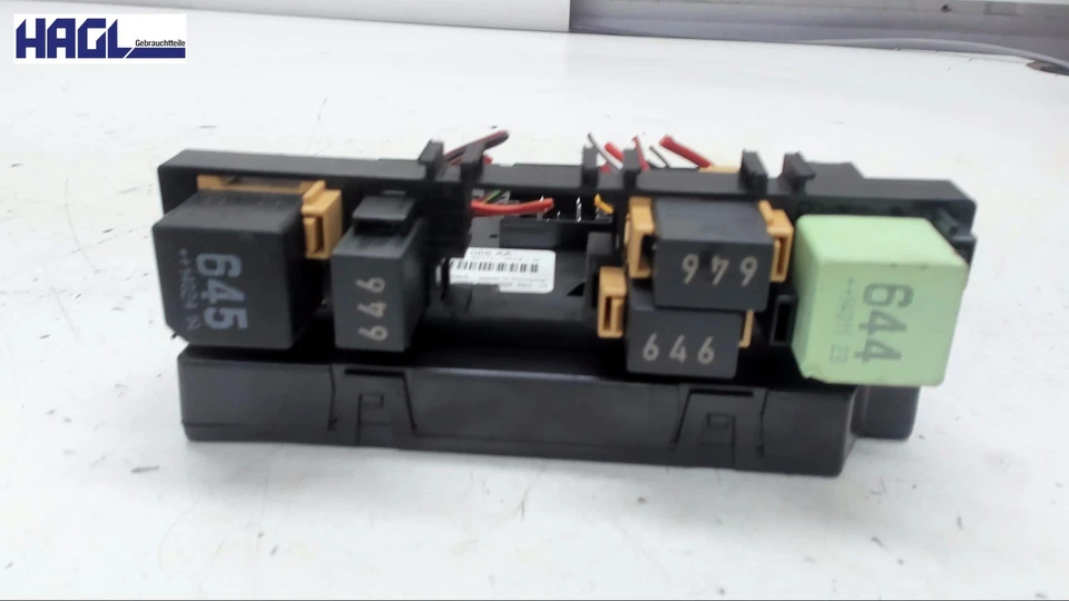 Centralina Bordo Rete M Relè 645/644/3x646 Hella Skoda Yeti 2.0 TDI 5L - Immagine 3 di 4