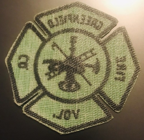 Toppa Uniforme Compagnia Vigili del Fuoco Volontari Greenfield Nuova 4" - Foto 2 di 2