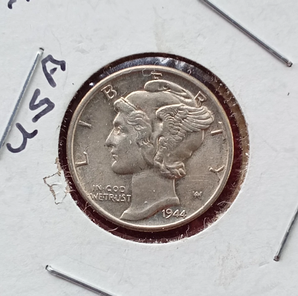 1944-D Mercury Dime In Beautiful Rare BU Condition. - Image 3 of 4