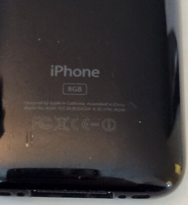 Apple iPhone 3rd Generation 8GB - Black - A1241 (GSM) Carrier AT&T