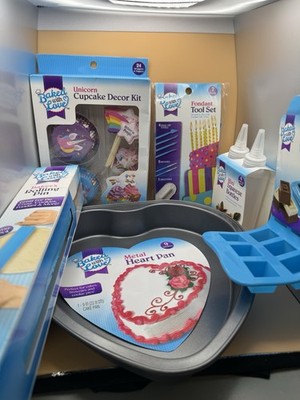 Baked With Love 8pc Baking & Decorating Lot Ne