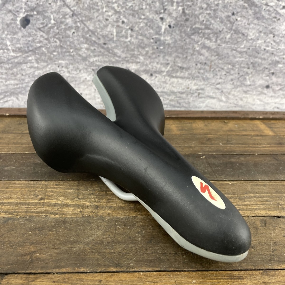 Specialized Body Geometry Road Bike Saddle Cutout Ergonomic Seat