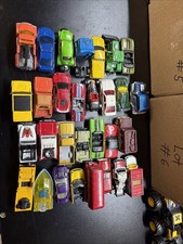 Assorted Matchbox And Hot Wheels Cars Lots Of 30 Lot 7