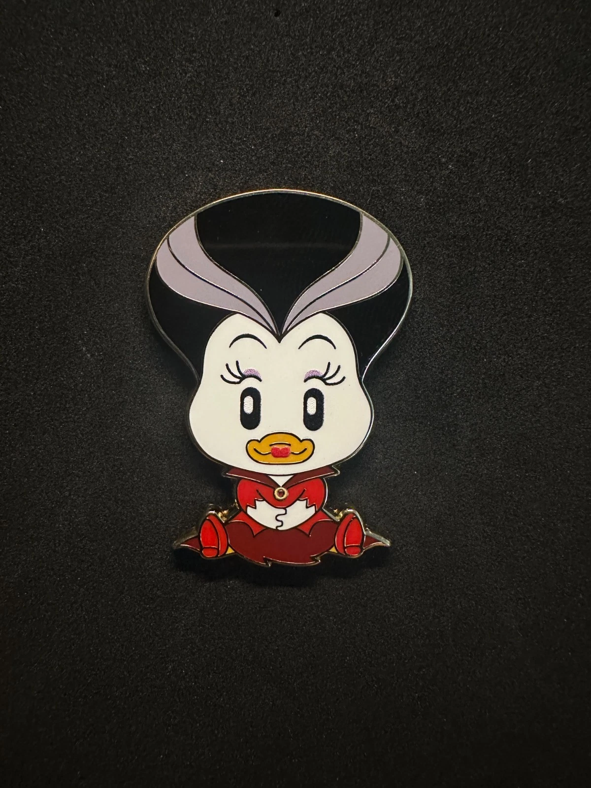 WDI MOG Darkwing Duck aDorbs Morgana Macawber Le 300 Chaser Pin