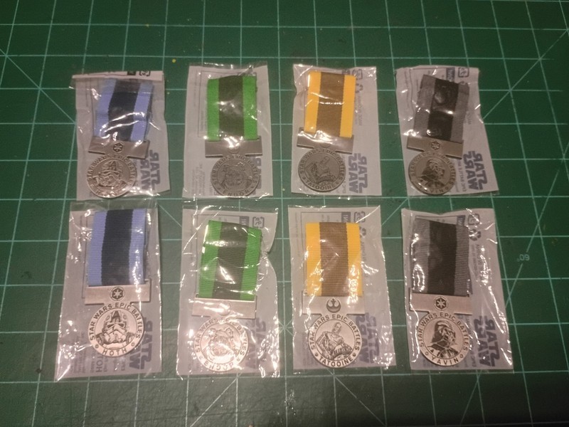 Star Wars Epic Battle Medals Lot,Toys R Us. Condition is New. 8 Medals In Total!