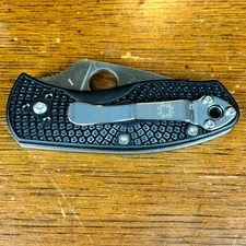 Spyderco Ambitious Lightweight Black FRN 2.43in 8Cr13MoV