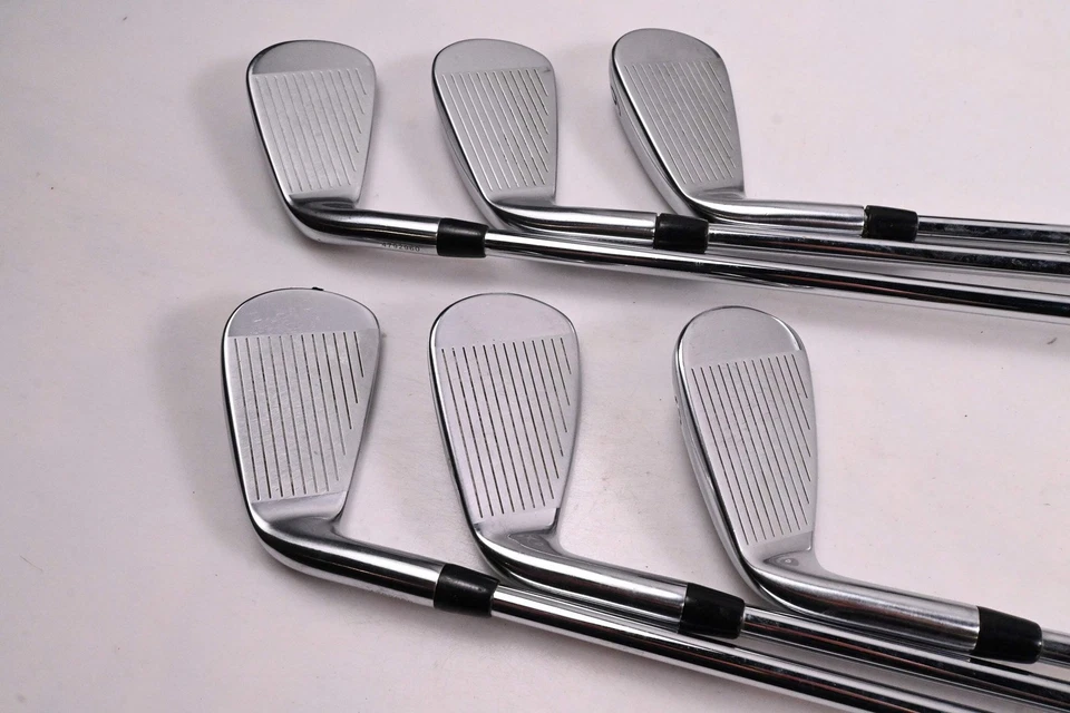 Titleist 718 AP3 Irons / 4-9i / Regular Flex AMT Red R300 Shafts - Image 3 of 4