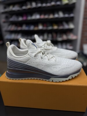 Louis Vuitton Men VNR Sneakers 11LV/12US White Knit Trainers Authentic RARE