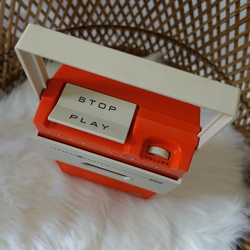 RARO lettore cassette audio portatile vintage 1967 GE G3700 Space Age mod ARANCIONE - Foto 5 di 8