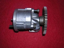 Yamaha FZR1000 87-90 Oil Pump Assy. Genuine Yamaha. New Other B98