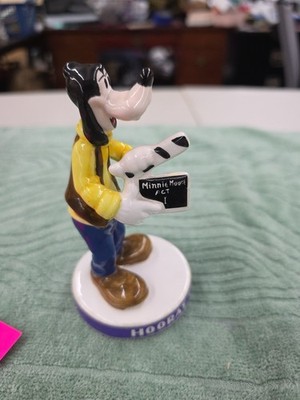 Disney Director Goofy  Hooray For Hollywood  Ceramic Schmid Figurine
