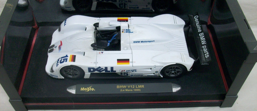 BMW V12 LMR #15 (Le Mans 1999) Maisto Die Cast 1:18 Scale Model w/Removable Eng