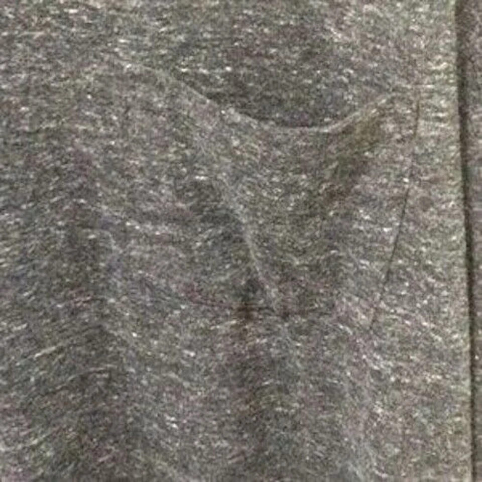 Threads 4 Thought Men’s Shirt Long Sleeve 50% Polyester, 38% Cotton Sz M. Grey - Image 4 of 4