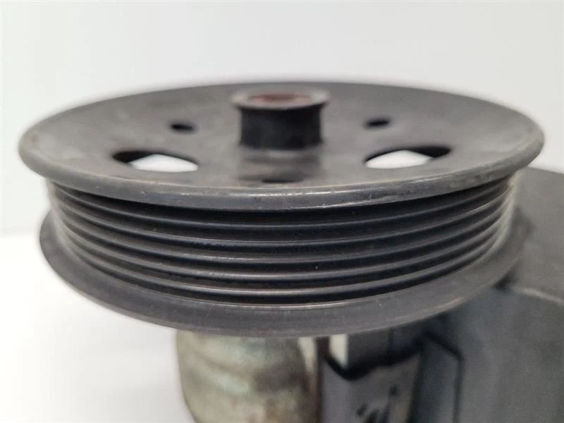 Bomba de dirección asistida Buick Allure 2006 07 08 3,8 L 88965498 Foto 3 de 4