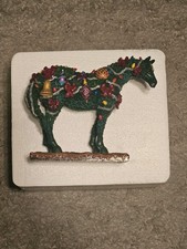 The Trail of Painted Ponies 1E 1649 2005 Deck The Halls Christmas Horse Figure