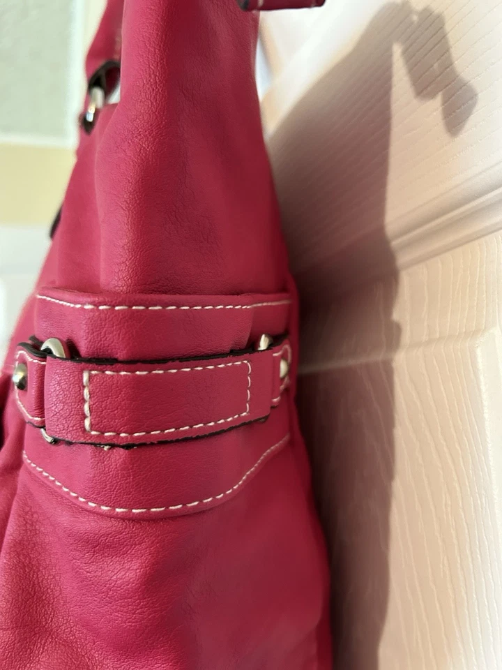 Bolsa de ombro Ellen Tracy rosa quente nova sem etiquetas - Imagem 4 de 4