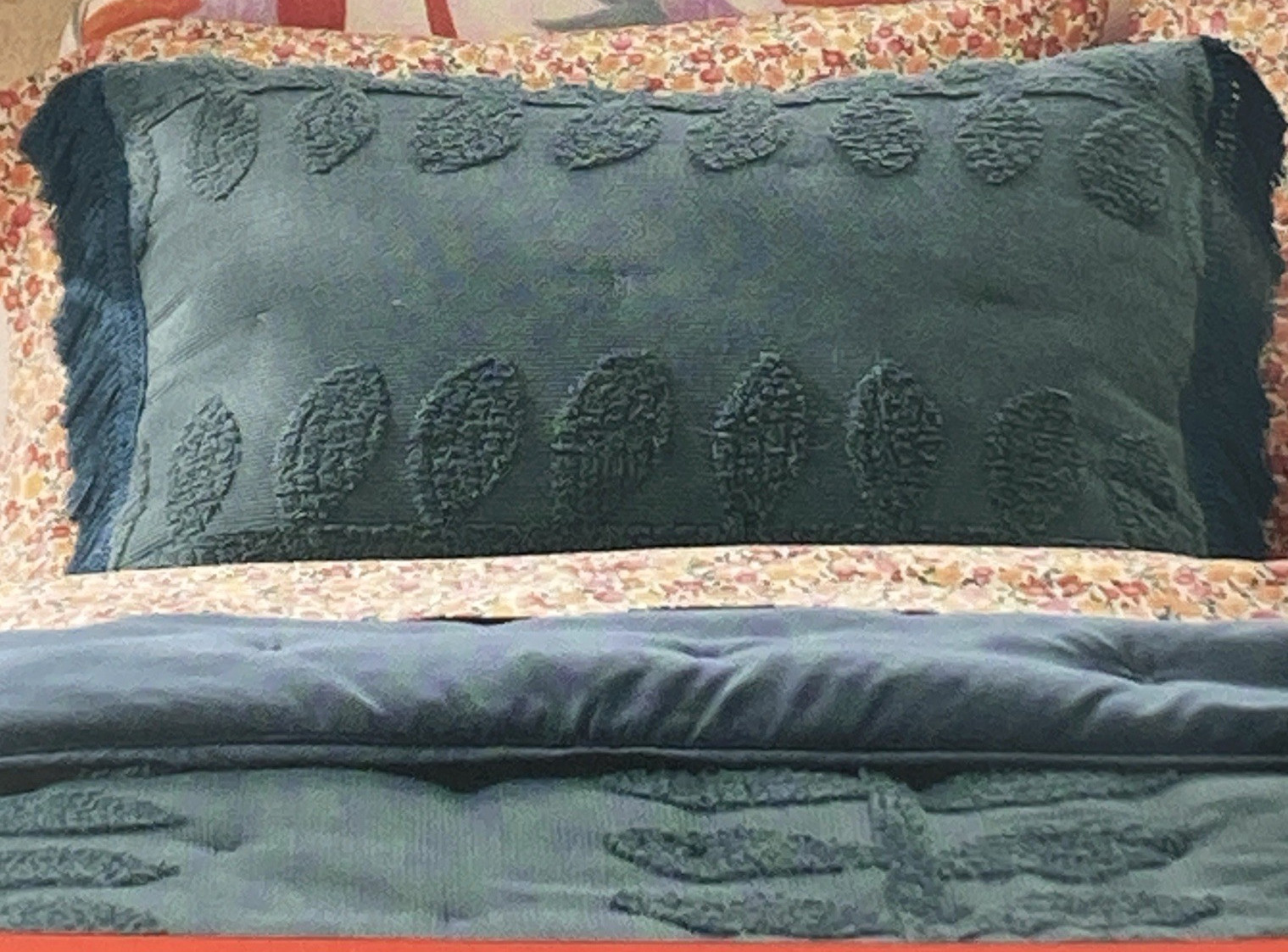 2 Opalhouse Jungalow Vintage Chenille Pillow Shams Sunset & Vine Green Standard