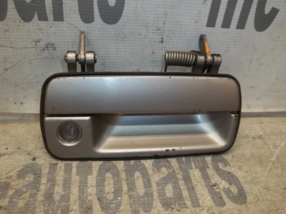 Cadillac Deville 1994-1999 OEM lado del pasajero delantero derecho manija de puerta exterior Foto 2 de 4