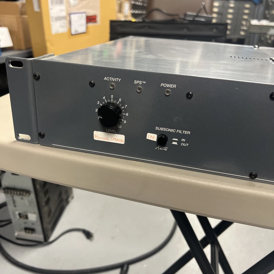 PEAVEY IPA75T Industrial Power Amplifier - Image 2 of 4