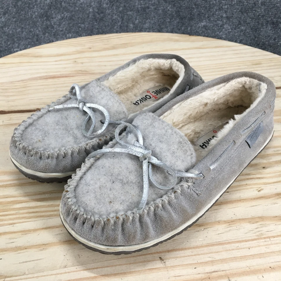 Minnetonka Shoes Womens 6M Moccasin Slip On Slippers Shearling 40159 Gray Fabric - Image 3 of 4