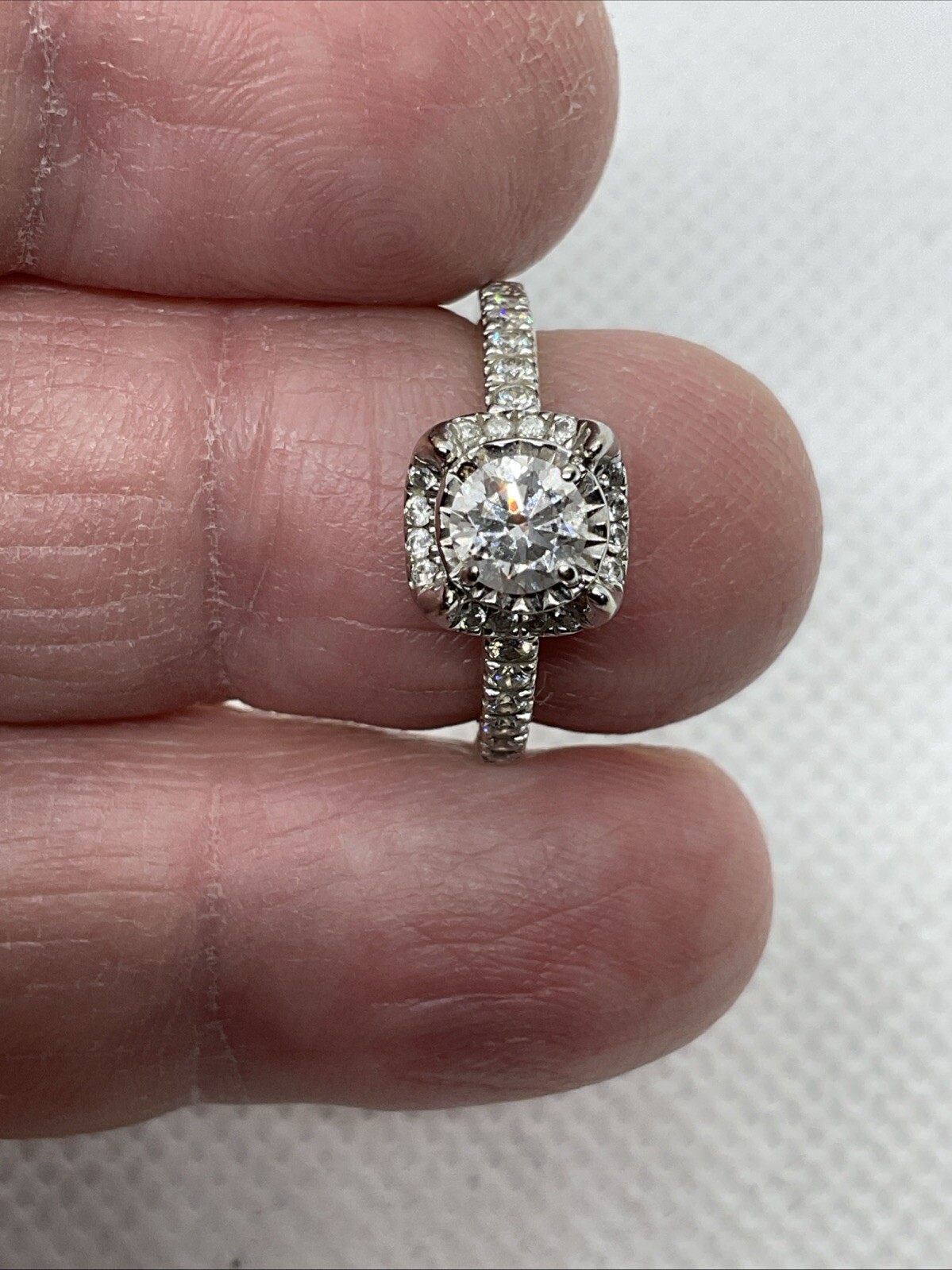 CUTE Solid 14K White Gold Solitaire Round & Accen… - image 11