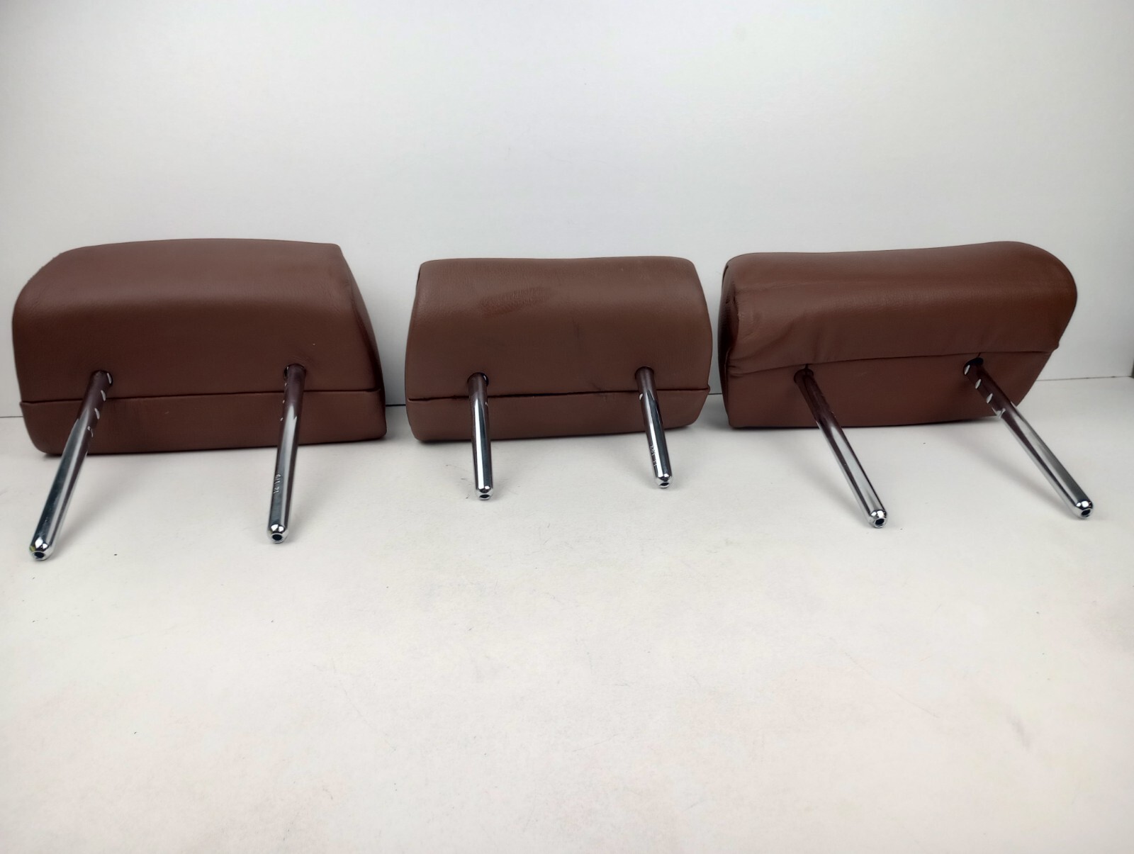 20072013 BMW X5 Rear Headrest Set of 3 2nd Row Seat Head Rest BROWN