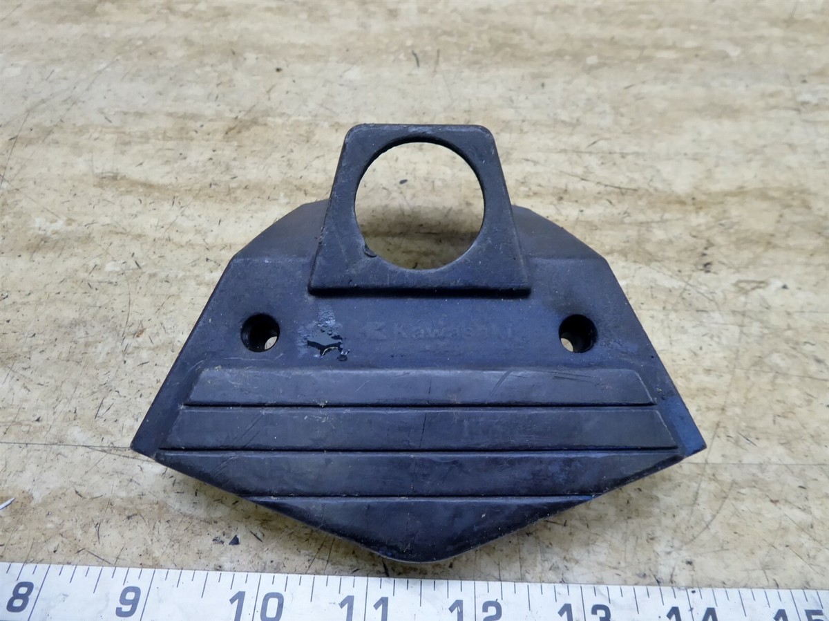 1986 Kawasaki ZX1000 Ninja K435. ignition switch plastic trim