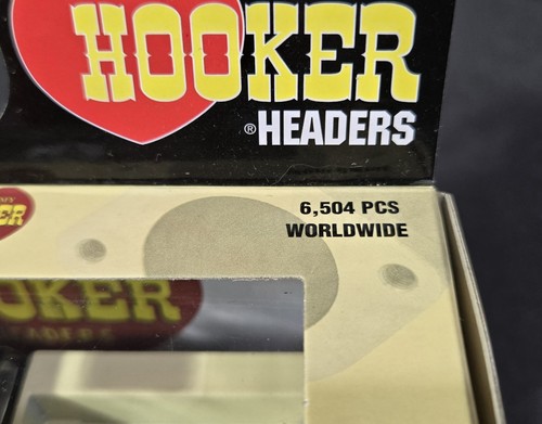 M2 Machines 1975 Chevrolet Silverado Hooker Headers O'Reilly Exclusive 1/64 - Picture 6 of 6