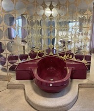 Bathroom suite 70’s , Vintage , Retro, Space  Age, Cool , Complete
