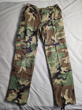 Vintage US Military Woodland Camo Pants Trousers Mens Size Medium Long Cargo USA