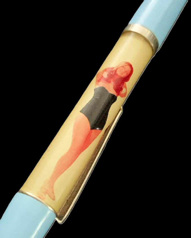 Bolígrafo flotante Tip & Strip Peek-A-Boo Pin-Up desnudo Dinamarca de colección años 60/70 LEER Foto 2 de 4