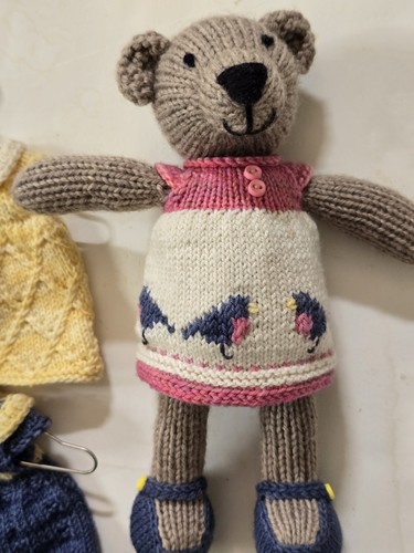 Handknit Teddy Bear With Clothes Hangers Dresses Birds Handmade 9" SWEET! - Picture 3 of 13