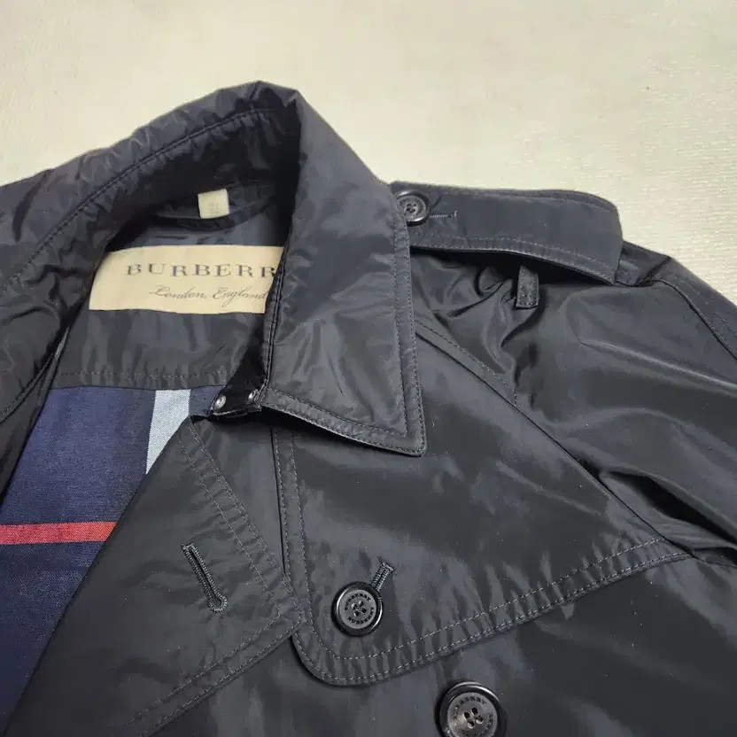 Burberry Black Trench Coat for Women
