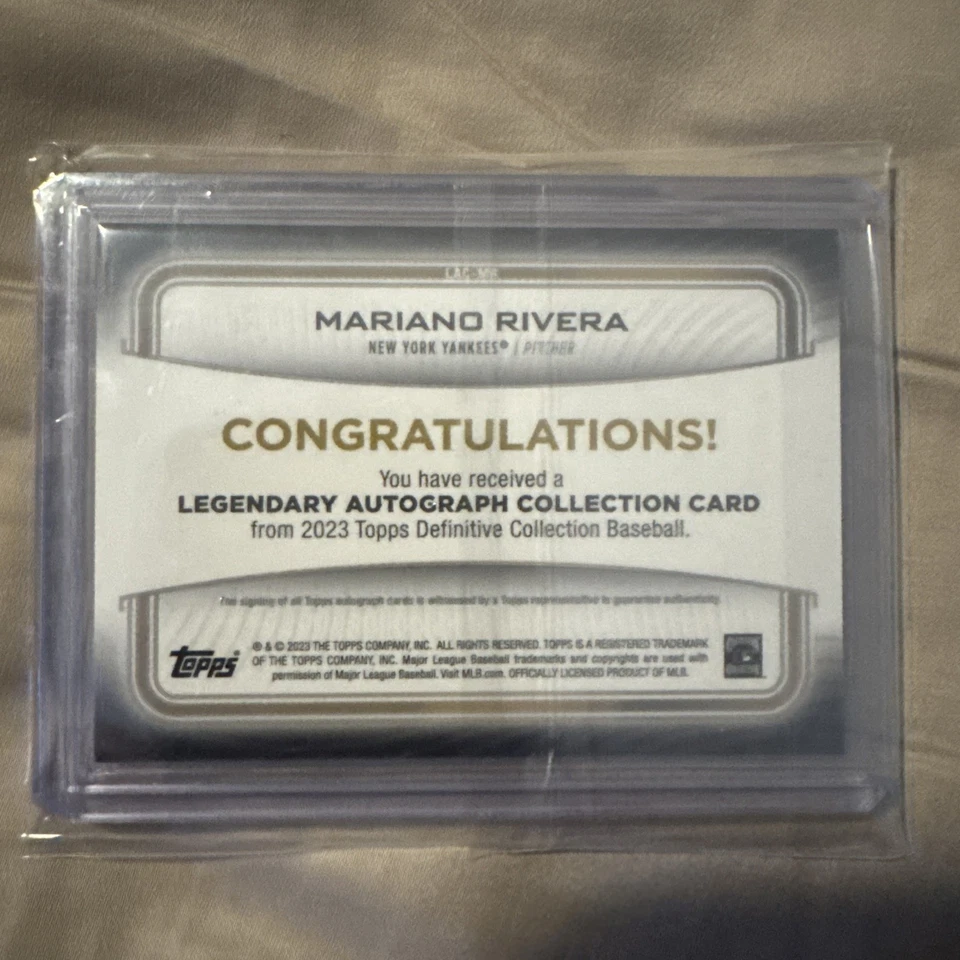 Мариано Ривера 2023 Topps окончательный фиолетовый легендарный автограф - янки #4/5 - Изображение 2 из 2