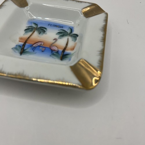 Vintage Florida Souvenir Ashtray Porcelain Palm Trees Flamingos Made in Japan - Picture 4 of 6