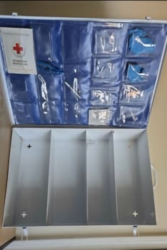 XL Wall Mountable First Aid Cabinet