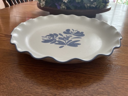 Vintage Pfaltzgraff Yorktowne Round Scalloped Large Serving Platter 12" USA - Picture 4 of 5
