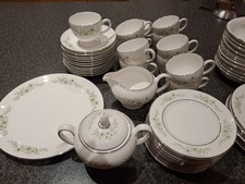 Wedgwood Bone China Westbury Design  Tea And Dinner Set
