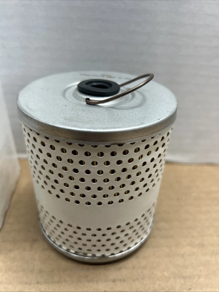 Luber-Finer P3 Engine Oil Lube Filter Replaces Chrysler J0909335 J0647345 - Image 3 of 4