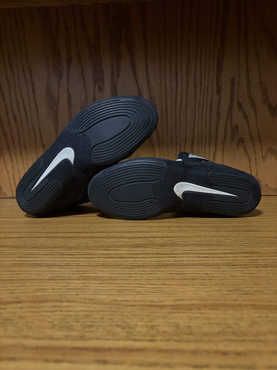Inflict 3 Black And Silver Custom Wrestling Shoe View 4