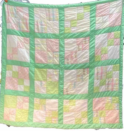 Vintage Handarbeit Patchwork Quilt-grün & pastell Quadrate 58” x 58” Landhaus Kern